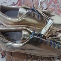 کفش طلایی دخترانه  شیک ونو سایز 39اصلی|کیف، کفش، کمربند|خرم‌آباد, |دیوار