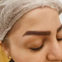 تخفیف ویژه ۴۰ درصد خدمات آرایش دائم صورت|خدمات آرایشگری و زیبایی|کیش, |دیوار