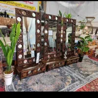 آینه قدی . دفرمه . نئون . نورپردازی