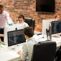 تدریس برنامه‌نویسی وب، مدرس ارشد با ۱۲ سال تجربه