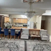 رهن خانه ۱۲۰ متری حیاط دار|اجارهٔ خانه و ویلا|شاهینشهر, دهخدا|دیوار