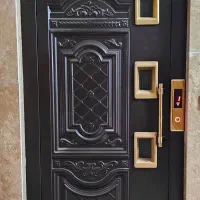 چالاک تولیدکننده انواع درب آسانسور