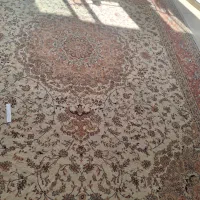 فرش ۱۲ متری زمینه کرم