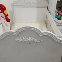 تخت وتشک بچه