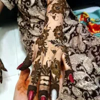 نقش حنای عروس و همراه