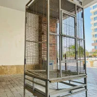 قفس پرنده متوسط و بزرگ  و لوازم جانبی