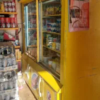 یخچال ویترینی مغازه کاملا سالم