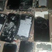 تعدادی گوشی|موبایل|تهران, نازی‌آباد|دیوار