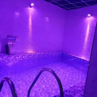 سوییت استخردارسرپوشیده