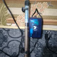 اکواریوم بزرگ با وسایل|ماهی|میناب, |دیوار