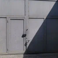 کارگرآقا سن تا ۲۳ سال