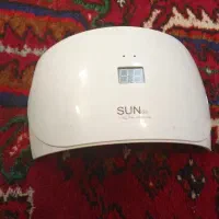 دستگاه یووی برای کاشت ناخن