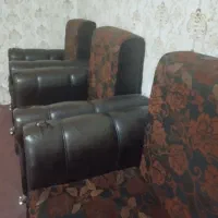 یک دست مبل ویکعدد مایکروفر درحدنو بفروش مسرسد