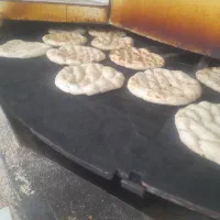 خمیر گیر چونه زن ۴ صبح تا یک بعدظهر