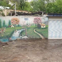چهار-دیواری-باغچه-وشنوه