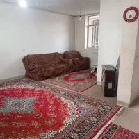 اجاره منزل هم کف با پارکینگ دربهترین نقطه
