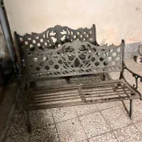 نیمکت و صندلی فلزی باغی