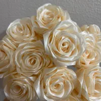 گل ربانی|گل مصنوعی|شاهین‌شهر, مخابرات (شهید بهشتی)|دیوار