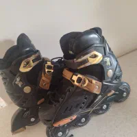 اسکیت مشکی طلایی