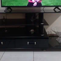 بوفه نو و تمیز به همراه میز تلویزیون اشانتیون|بوفه، ویترین، کنسول|پاکدشت, پاکدشت (مامازند)|دیوار