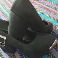 کفش|کیف، کفش، کمربند|زرند, |دیوار