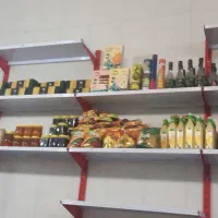 قفسه دیواری با ویترین شیشه ای