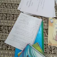 کتاب های درسی پایه ۸ با کلی جزوء و سوالات امتحانی|کتاب و مجله آموزشی|تهران, بهداشت|دیوار