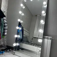 آینه چراغ دار