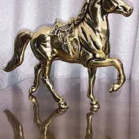 اسب و گلدان برنجی|صنایع دستی و سایر لوازم تزئینی|تهران, خاک سفید|دیوار