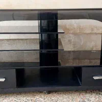 زیر تلویزیون شیشه ای