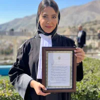 وکیل پایه یک دادگستری چک و ملکی و خانوادگی