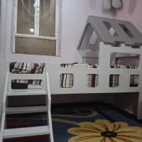 رختخواب ، کمد.شلزون .میز تحریر. تشک