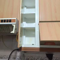 کابینت فلزی تمیز