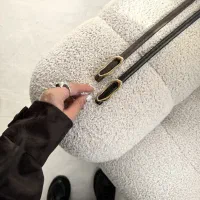 کمربند|کیف، کفش، کمربند|نیشابور, دارایی|دیوار