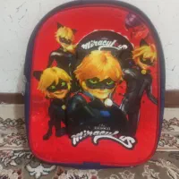 کوله پشتی مدرسه