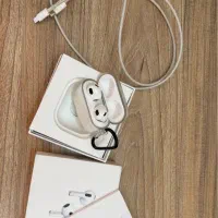 اپل اصل جعبه کامل کابل شارژ ودفترچه تمیزAirpods3