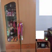 کمد و پاتختی