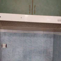 یک عدد هود آشپزخانه با کمد