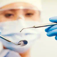 دستیار و منشی دندانپزشکی کیانپارس