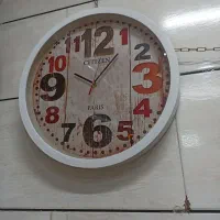 ساعت دیواری