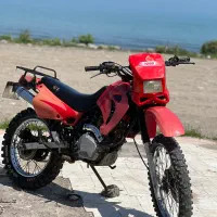 تریل ۲۰۰مدل۹۰