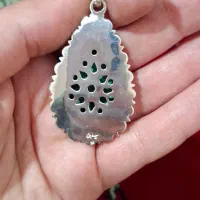 پلاک گردنی|جواهرات|شیراز, بالا کفت|دیوار