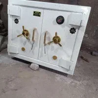 خرید و فروش گاوصندوق های مزایده ای نو و استوک