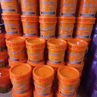 روغن موتور و روغن هیدرولیک 68 تک و عمده موجود