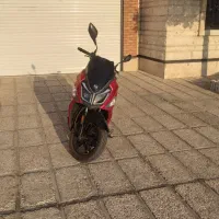 sym j200