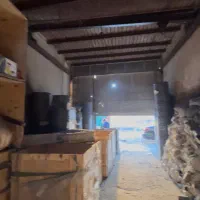 مغازه در بازار آهن رباط کریم