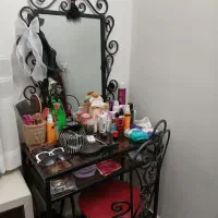 تخت ی نفره ۲ عدد میزعسلی کتابخان  میز ارایشه|تخت و سرویس خواب|اصفهان, شهید رجایی|دیوار