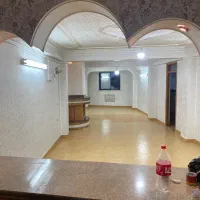 واحد ۱۱۴ متری با حیاط خلوت 130متری