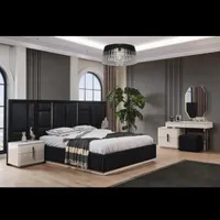 به یک خانم جهت کار در منزل