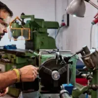 استخدام جوشکار ، تراشکار